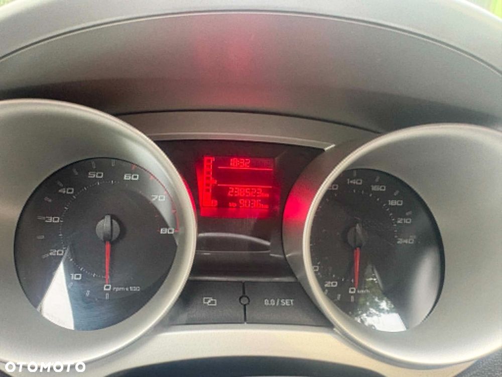 Seat Ibiza 1.4 16V Entry - 5