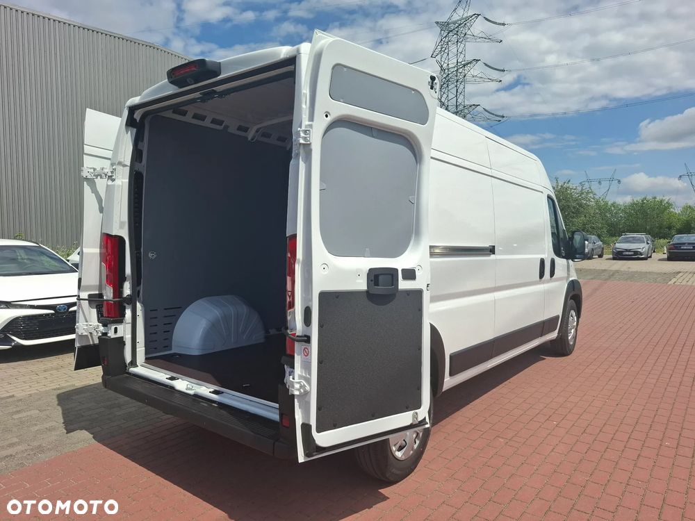 Toyota Proace Max - 23