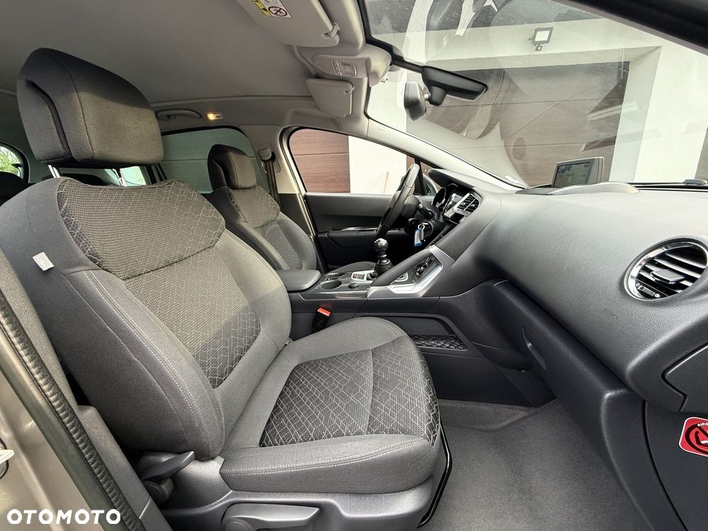 Peugeot 3008 1.6 THP Style - 29