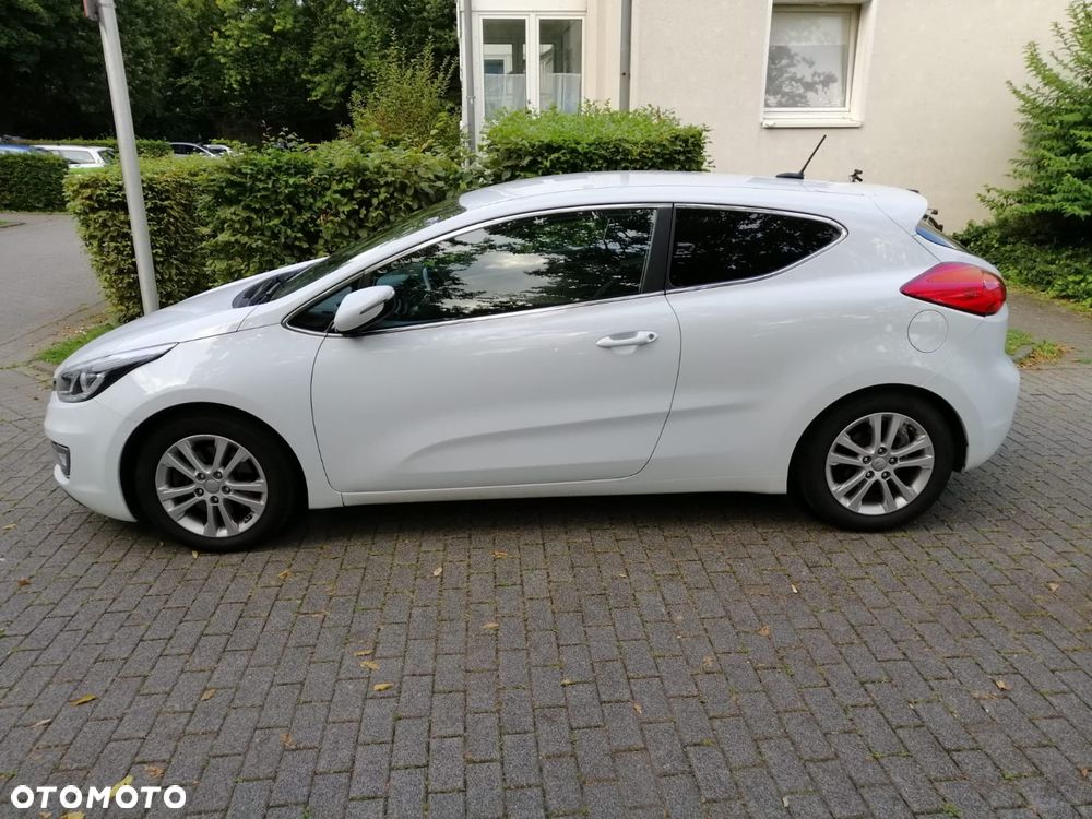 Kia Ceed 1.6 CRDi L - 10