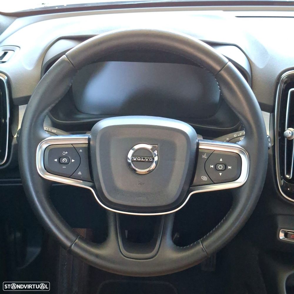 Volvo XC 40 1.5 T3 Momentum - 17