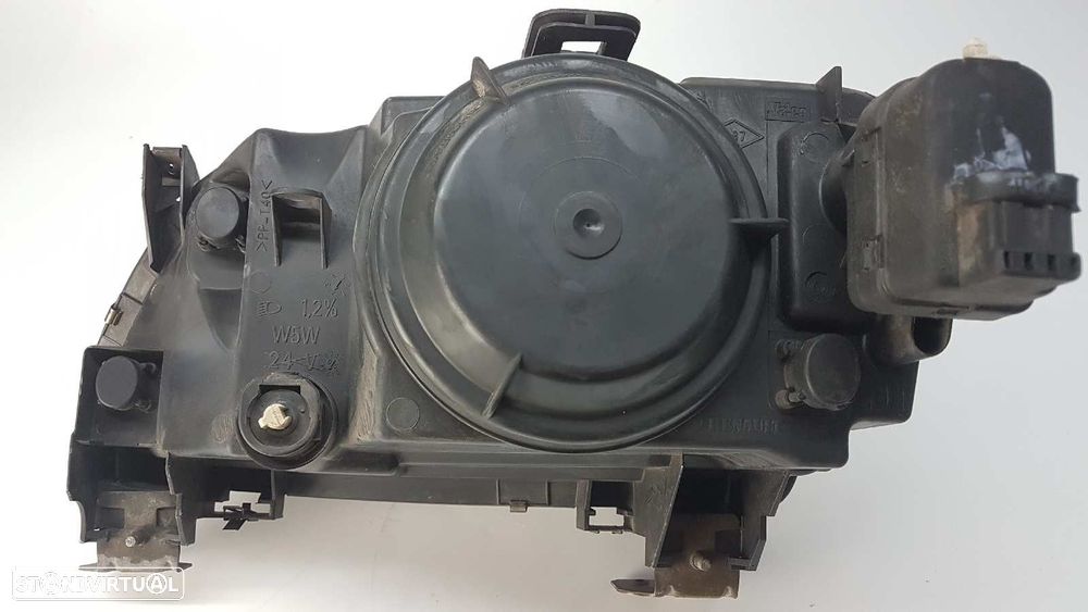 FAROL DIREITO RENAULT MEGANE I BERLINA HATCHBACK (BA0) 1.6E ALIZE - 5