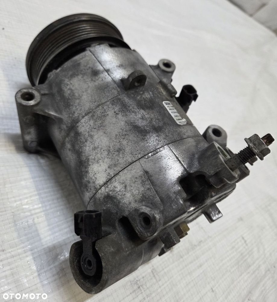 Sprężarka klimatyzacji Ford Mondeo MK V MK5  2.0 TDCI - 2