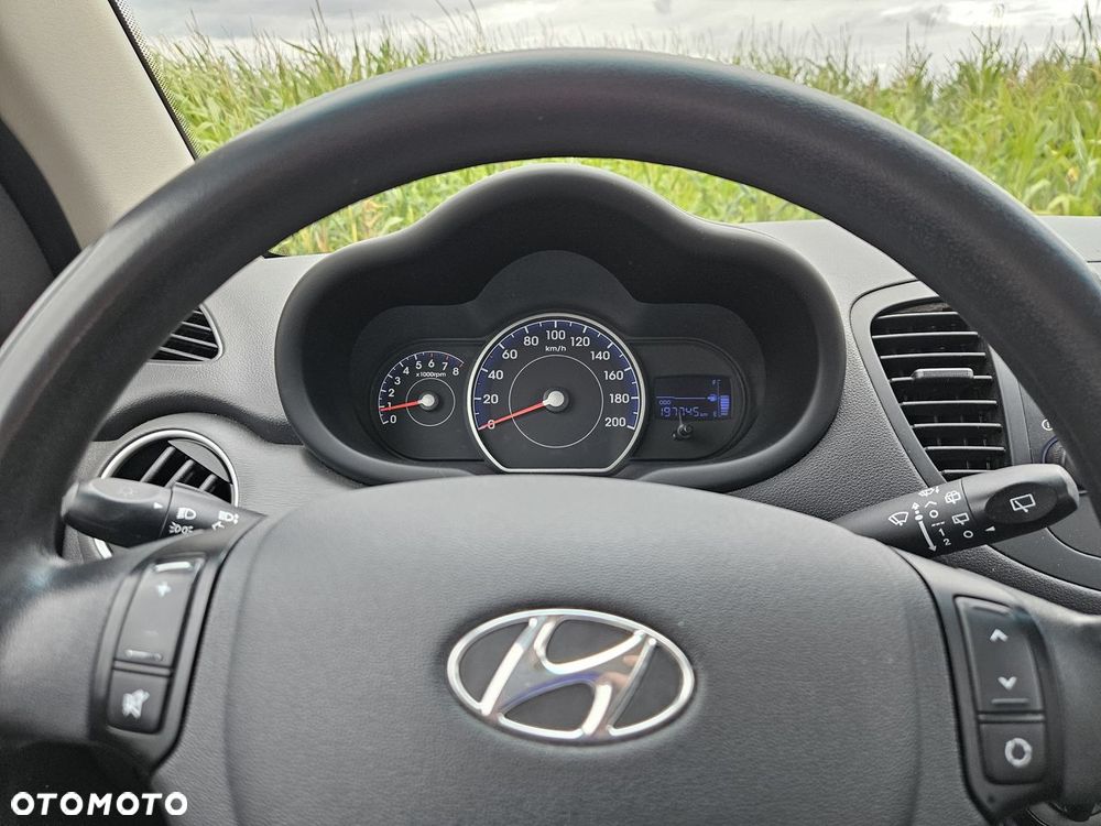 Hyundai i10 1.1 Comfort - 17