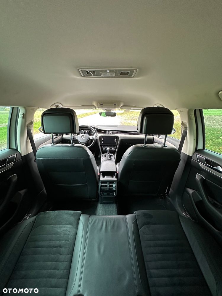 Volkswagen Passat Variant 2.0 TSI BMT Highline DSG - 11