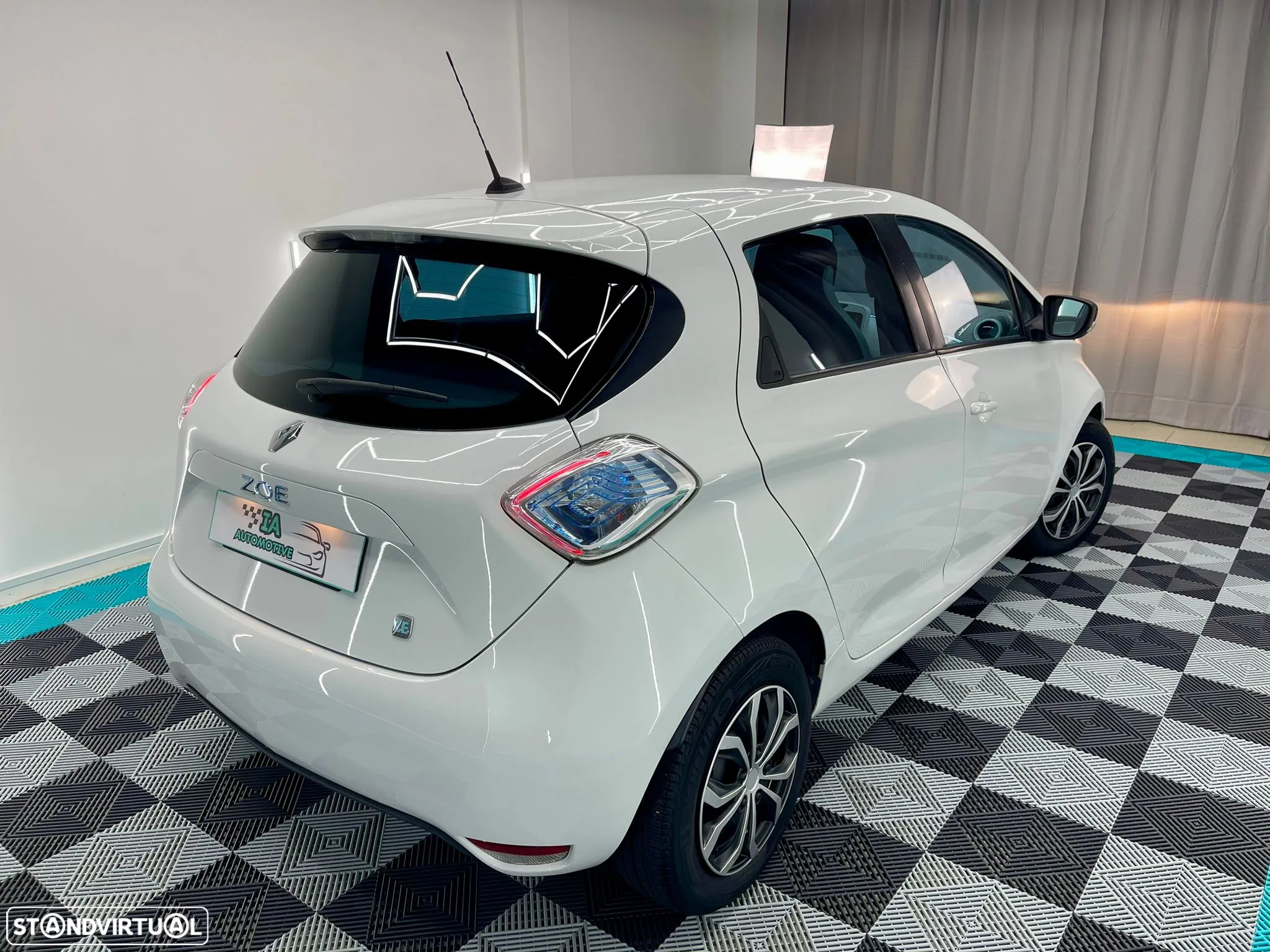Renault Zoe (c/ Bateria) 22 kwh Life - 7