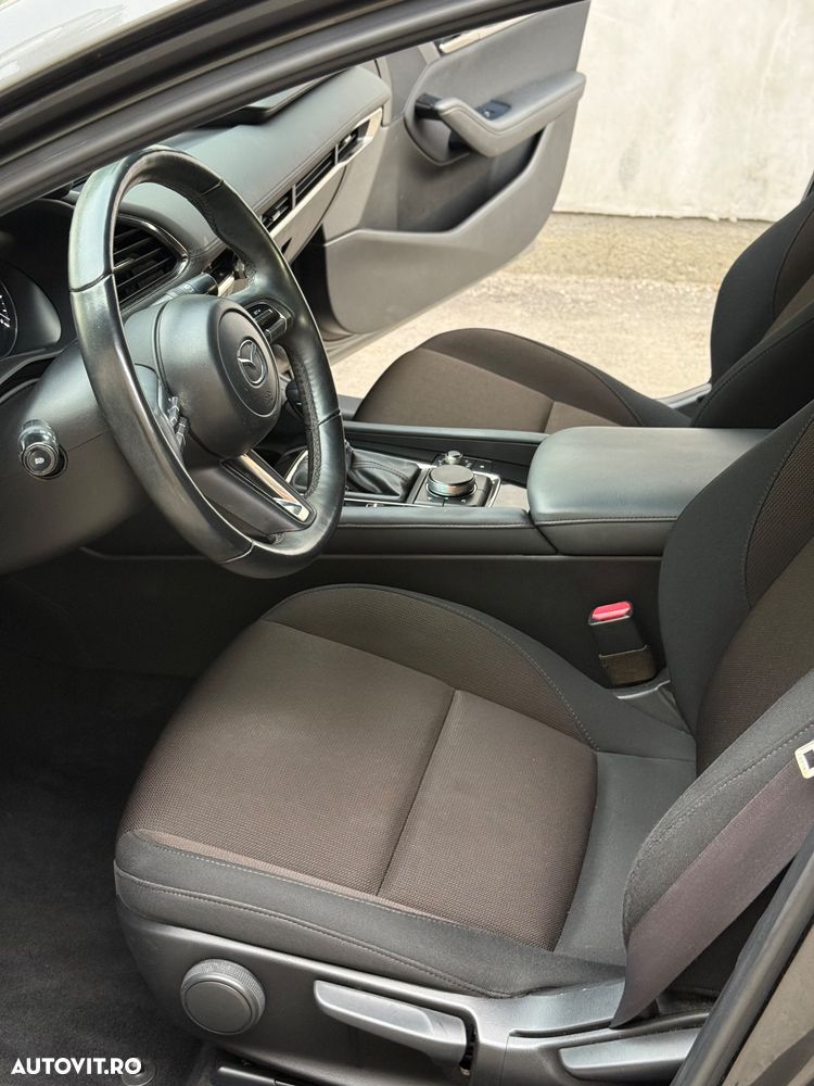 Mazda 3 - 25