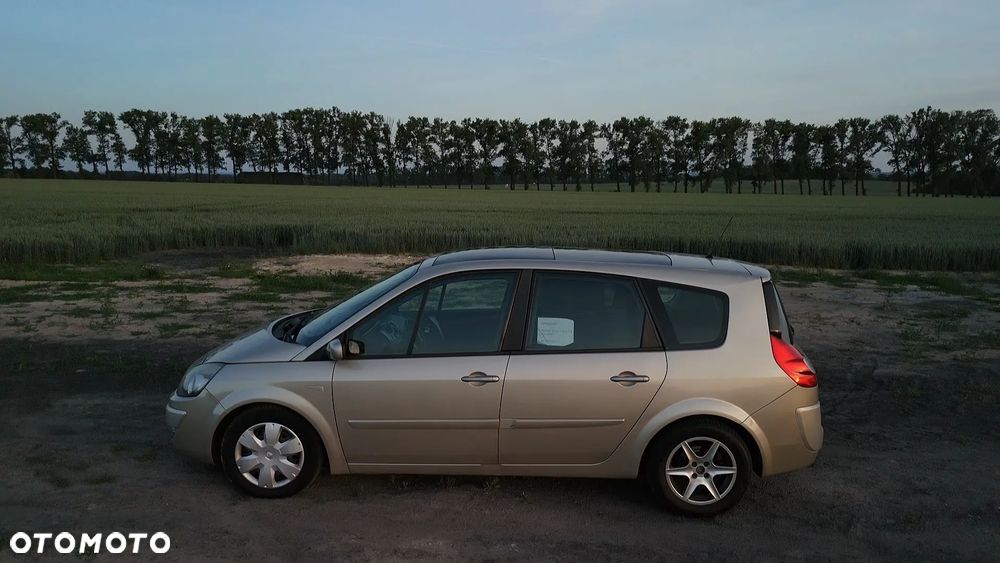 Renault Scenic 1.6 16V Authentique - 4