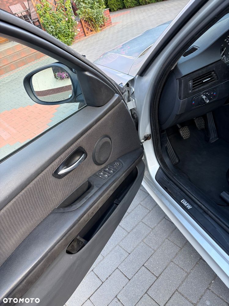 BMW Seria 3 320d - 9