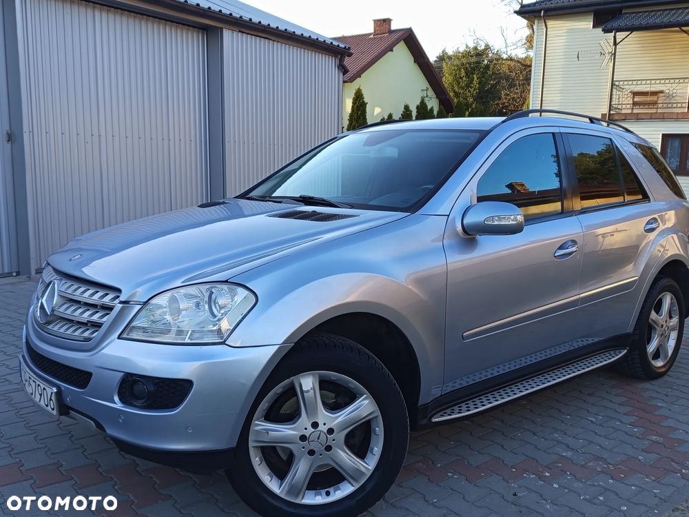 Mercedes-Benz ML - 22