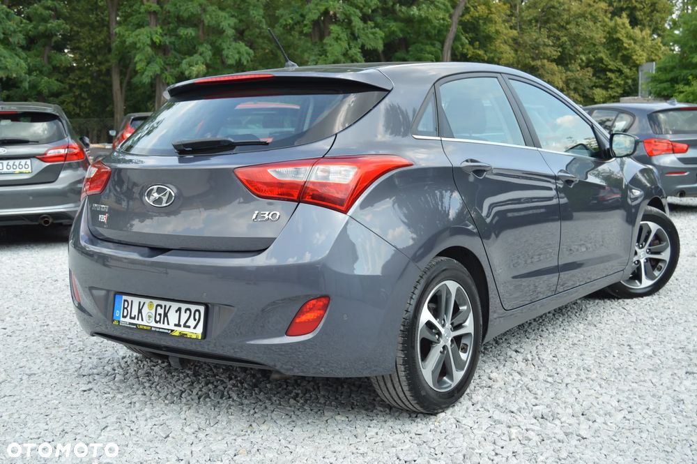 Hyundai i30 blue 1.6 GDI YES Gold - 20