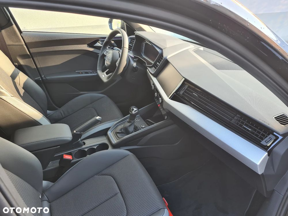 Audi A1 Sportback 35 TFSI Advanced S tronic - 7