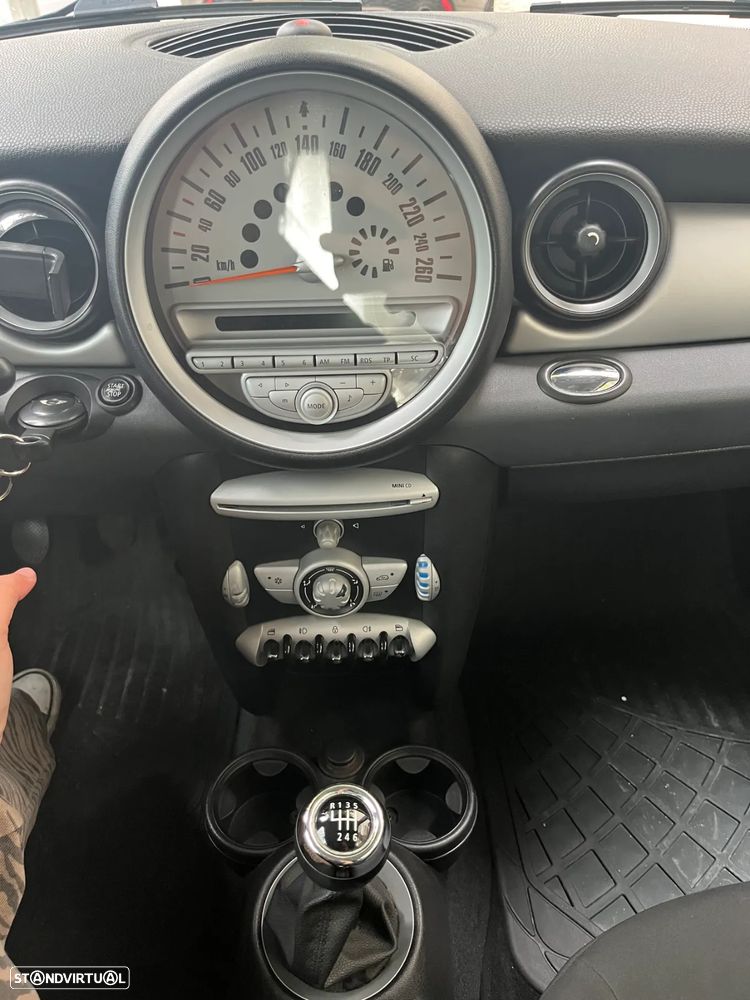 MINI 3 Portas One 1.4 - 20