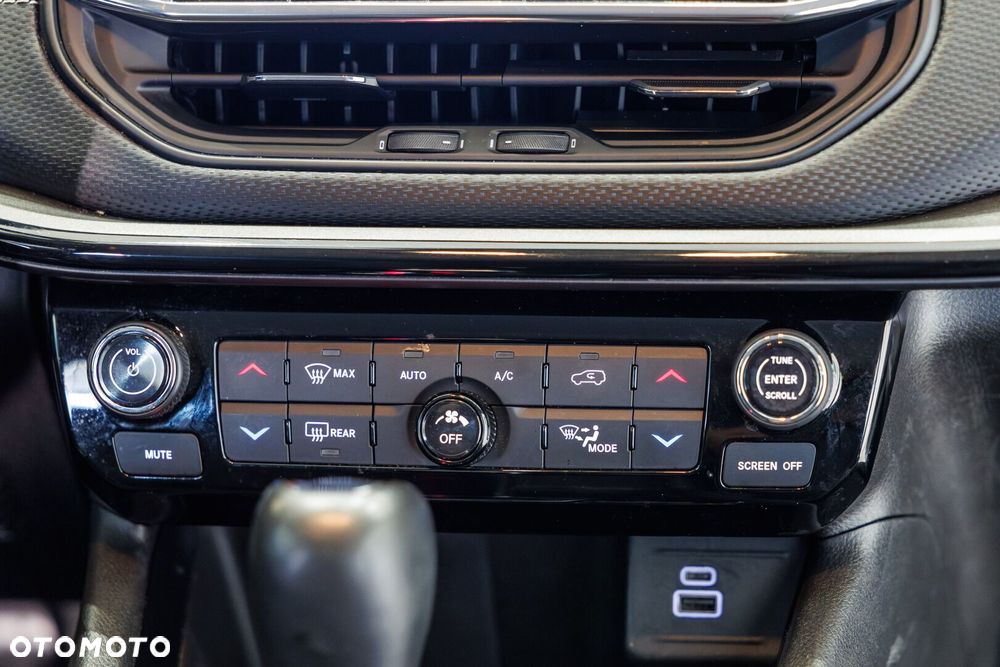 Jeep Compass 1.5 T4 mHEV Longitude FWD S&S DCT - 30