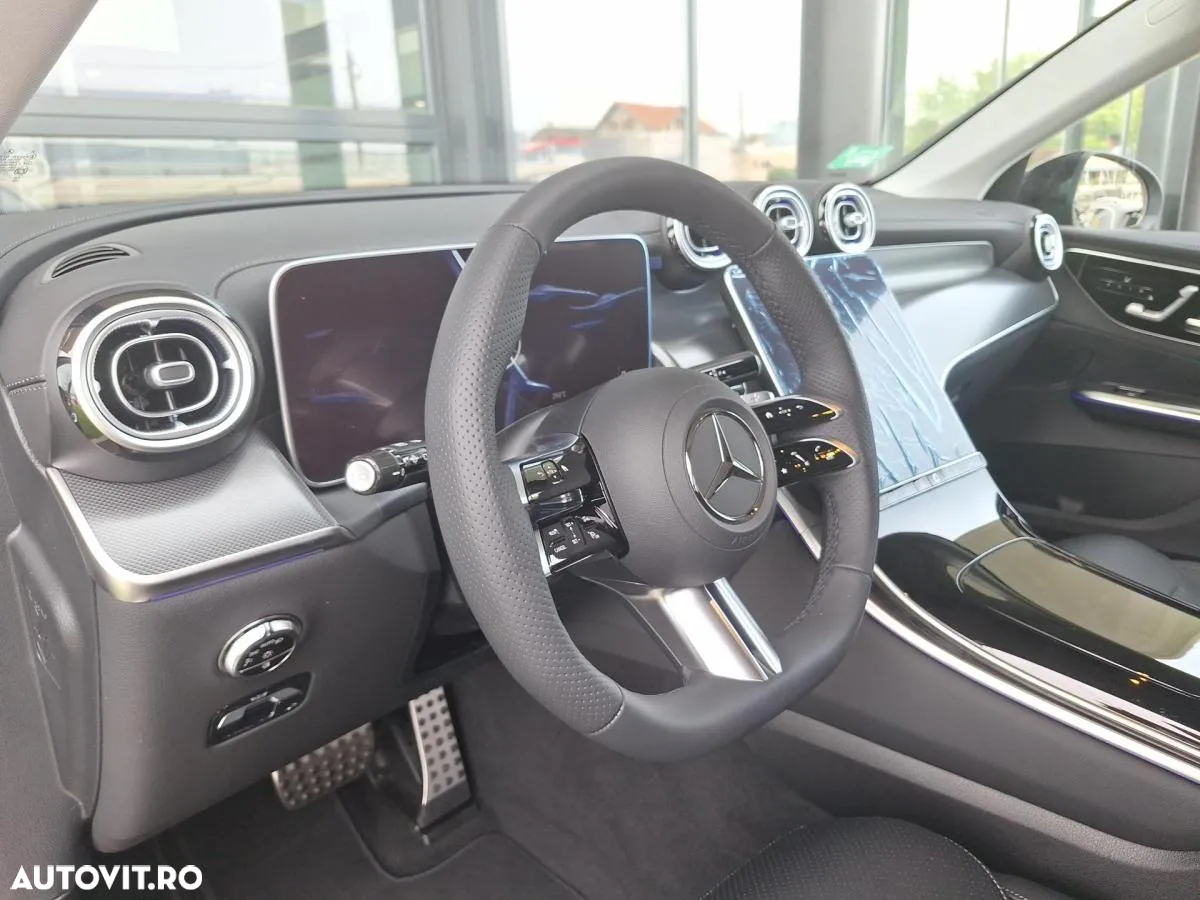 Mercedes-Benz GLC 300 e 4MATIC - 9