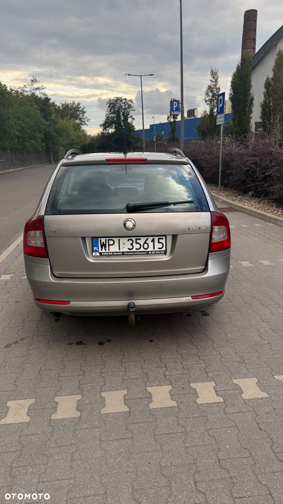 Skoda Octavia 1.6 TDI Elegance - 6