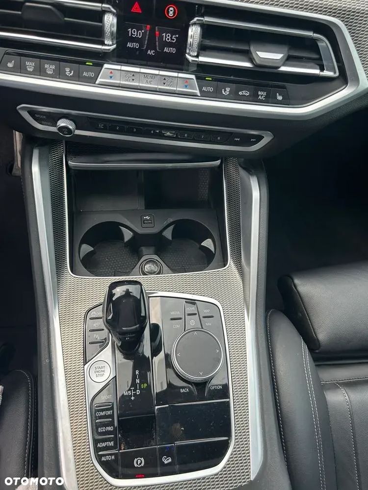 BMW X6 xDrive40i xLine - 9