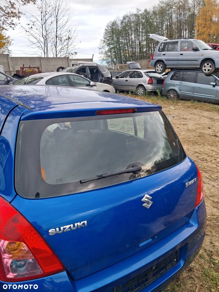 Suzuki Swift klapa bagaznika ZCG - 3
