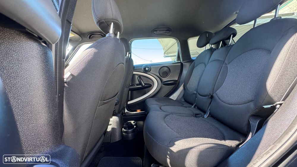 MINI Countryman Cooper D - 17