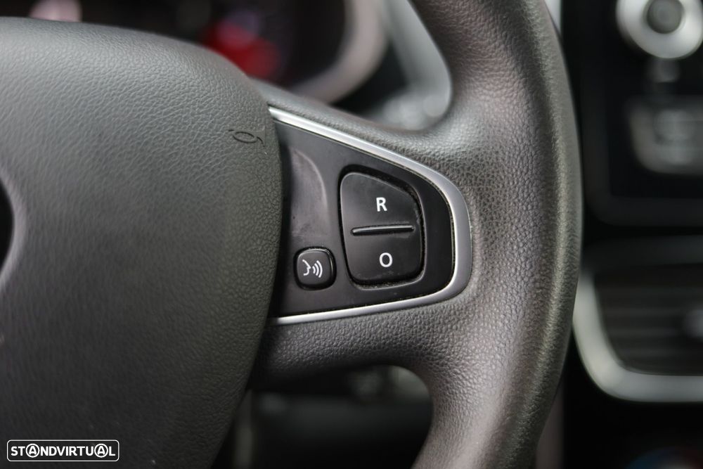 Renault Clio 1.5 dCi Zen - 13