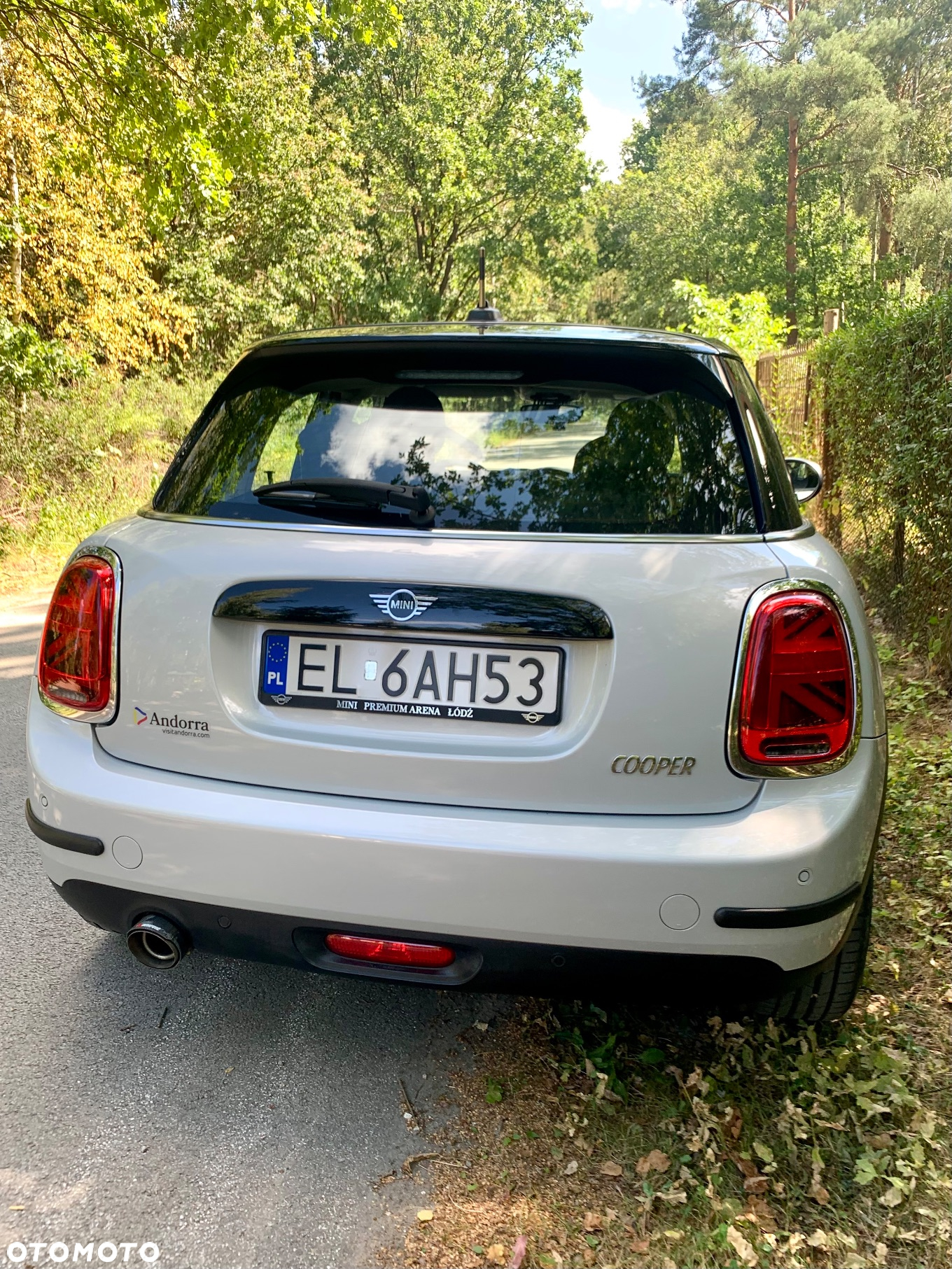 MINI Cooper Standard - 26