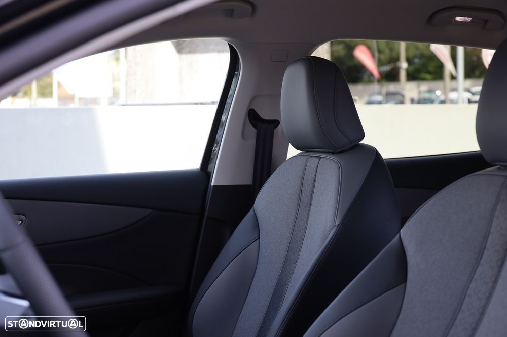 MG MGS5 EV 64 kWh Luxury - 9