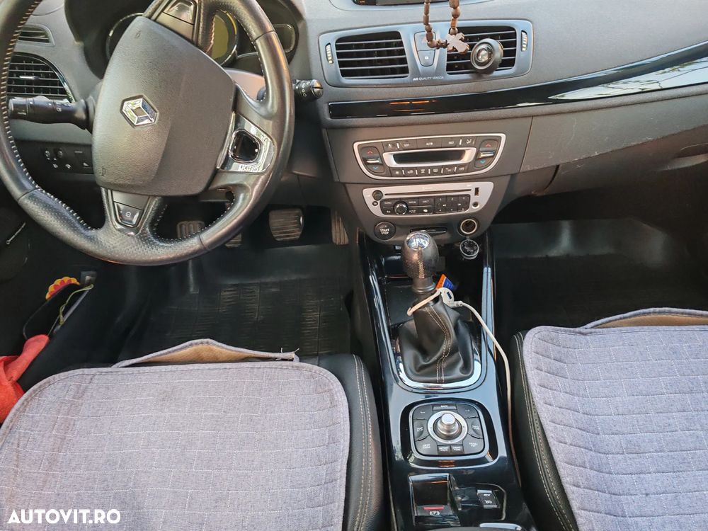 Renault Megane 1.5 dCI Privilege - 8