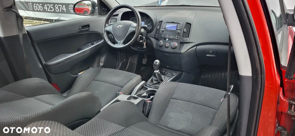 Hyundai i30 1.4 Base - 16