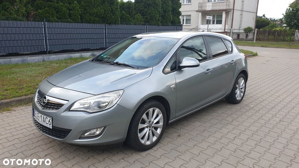 Opel Astra 1.4 Turbo - 1