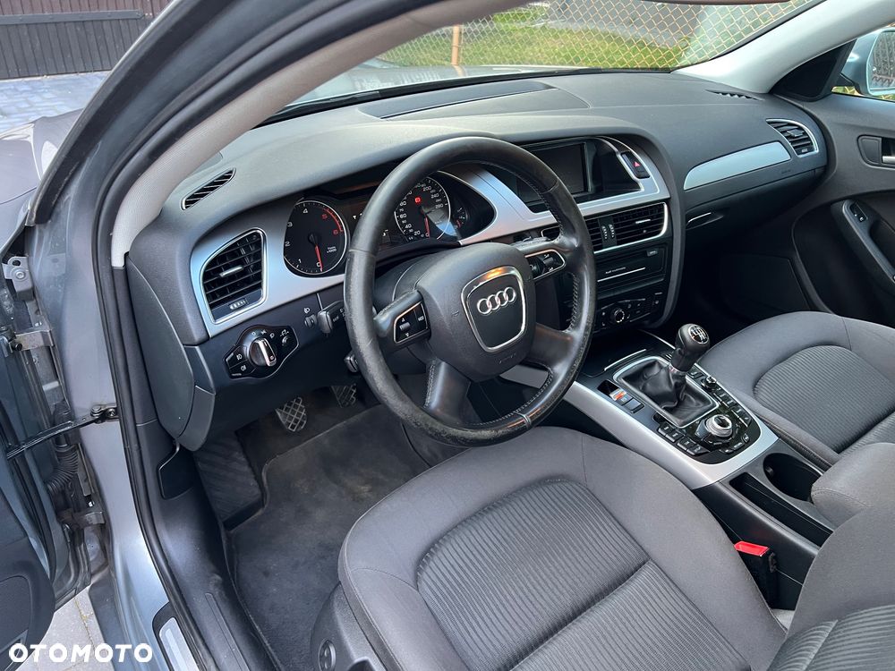 Audi A4 Avant 2.0 TDI - 13