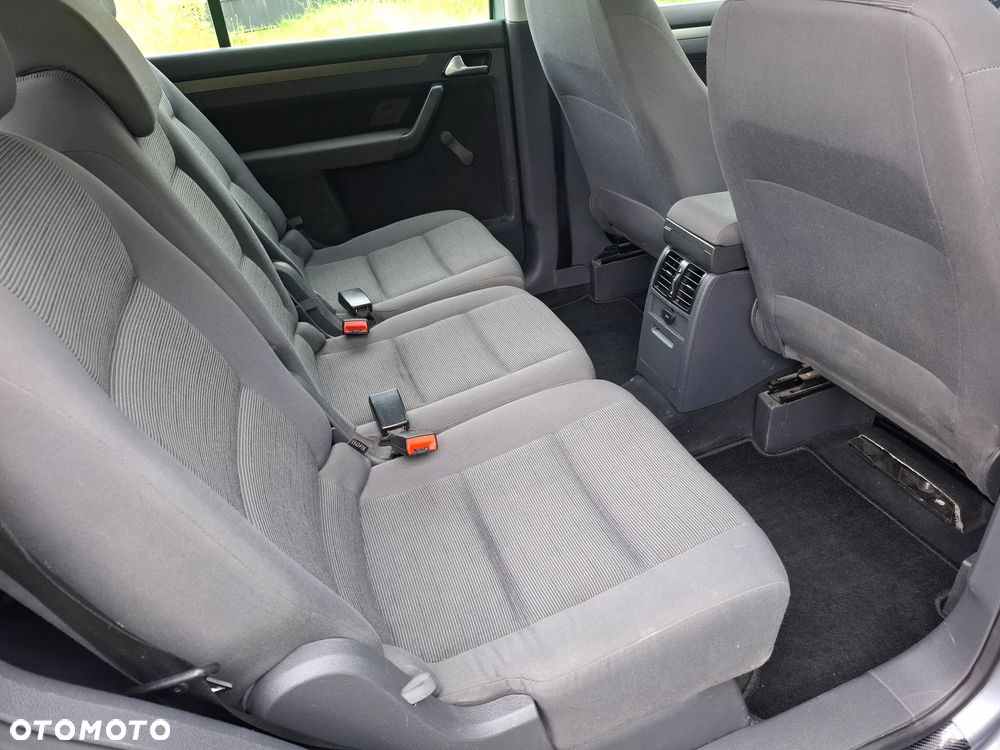 Volkswagen Touran 1.6 Freestyle - 32