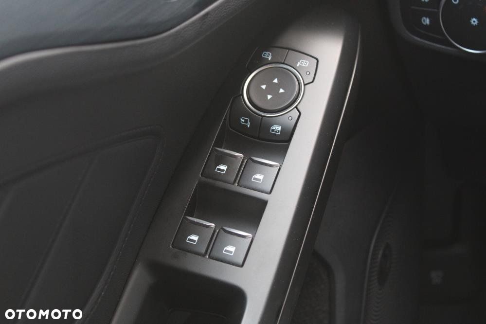 Ford Focus - 34