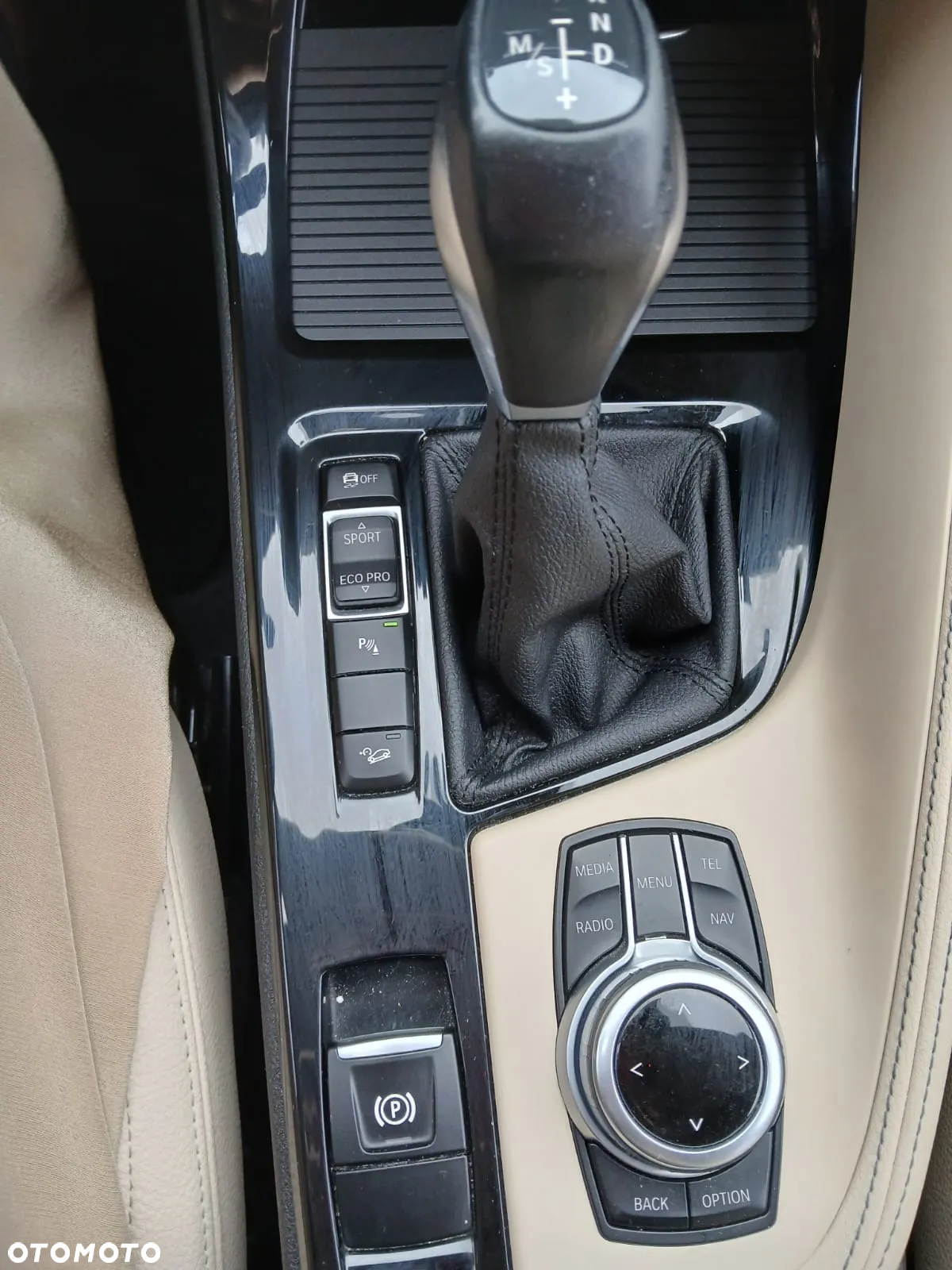 BMW X1 xDrive18d Advantage - 18