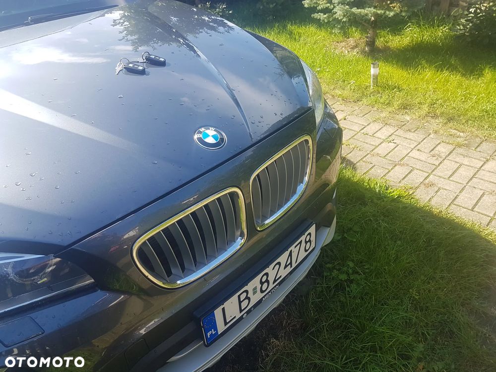 BMW X1 xDrive20d xLine - 4