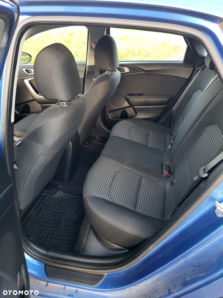 Kia Ceed - 17