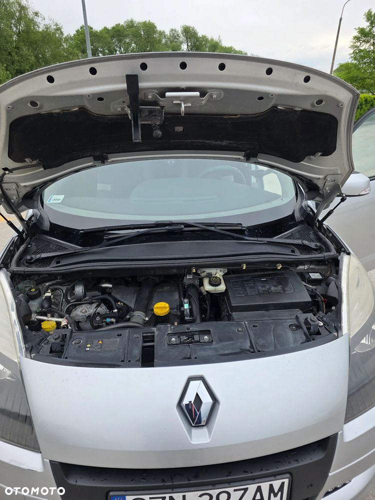 Renault Scenic 1.5 dCi Bose EDition EDC - 21