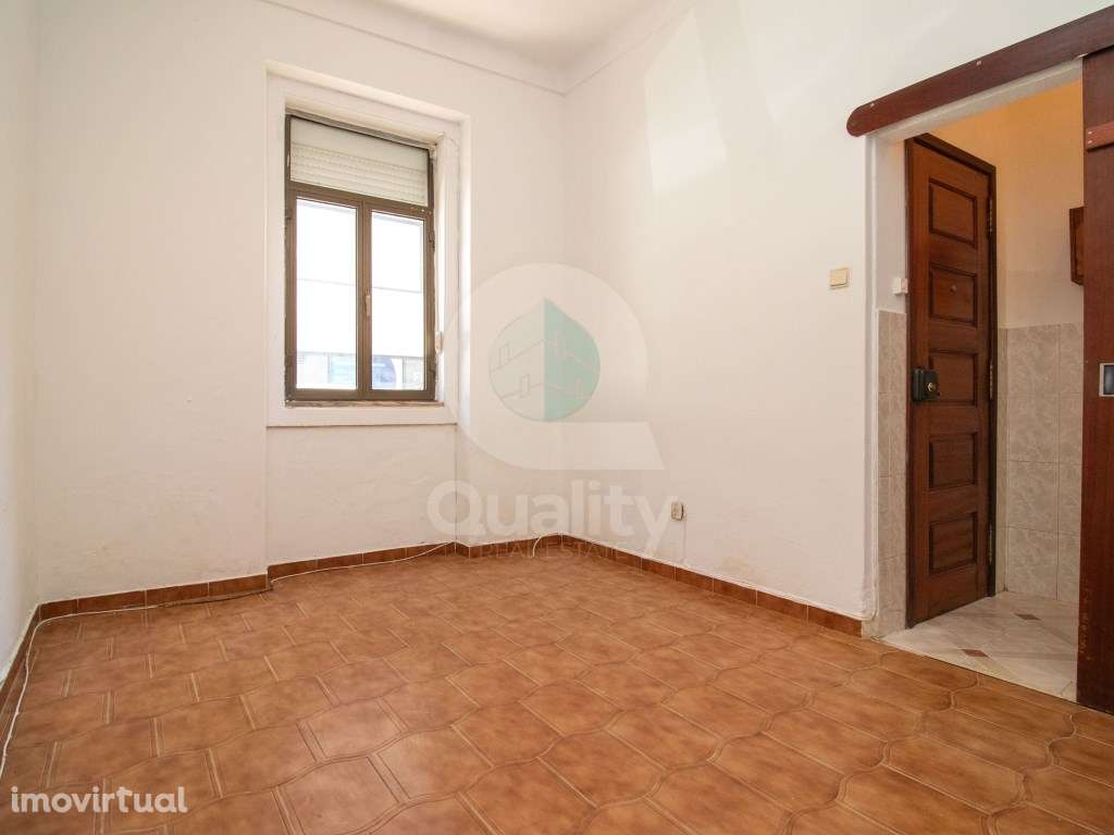 T2 com Logradouro no Centro do Barreiro - Grande imagem: 5/38