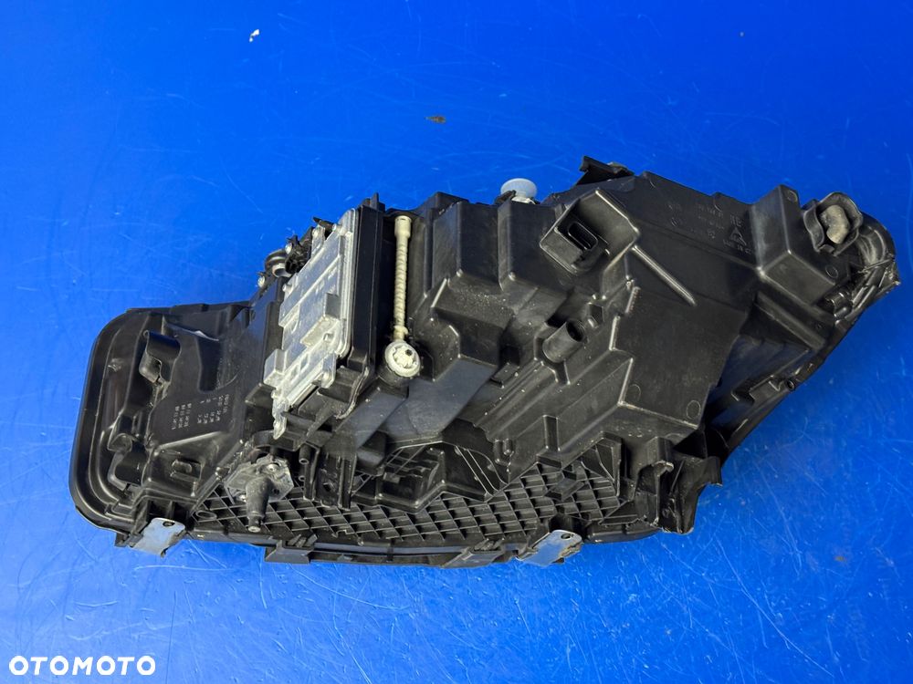 PRAWY FULL LED BMW G30 G31 EUROPA KOMPLETNA BDB - 8