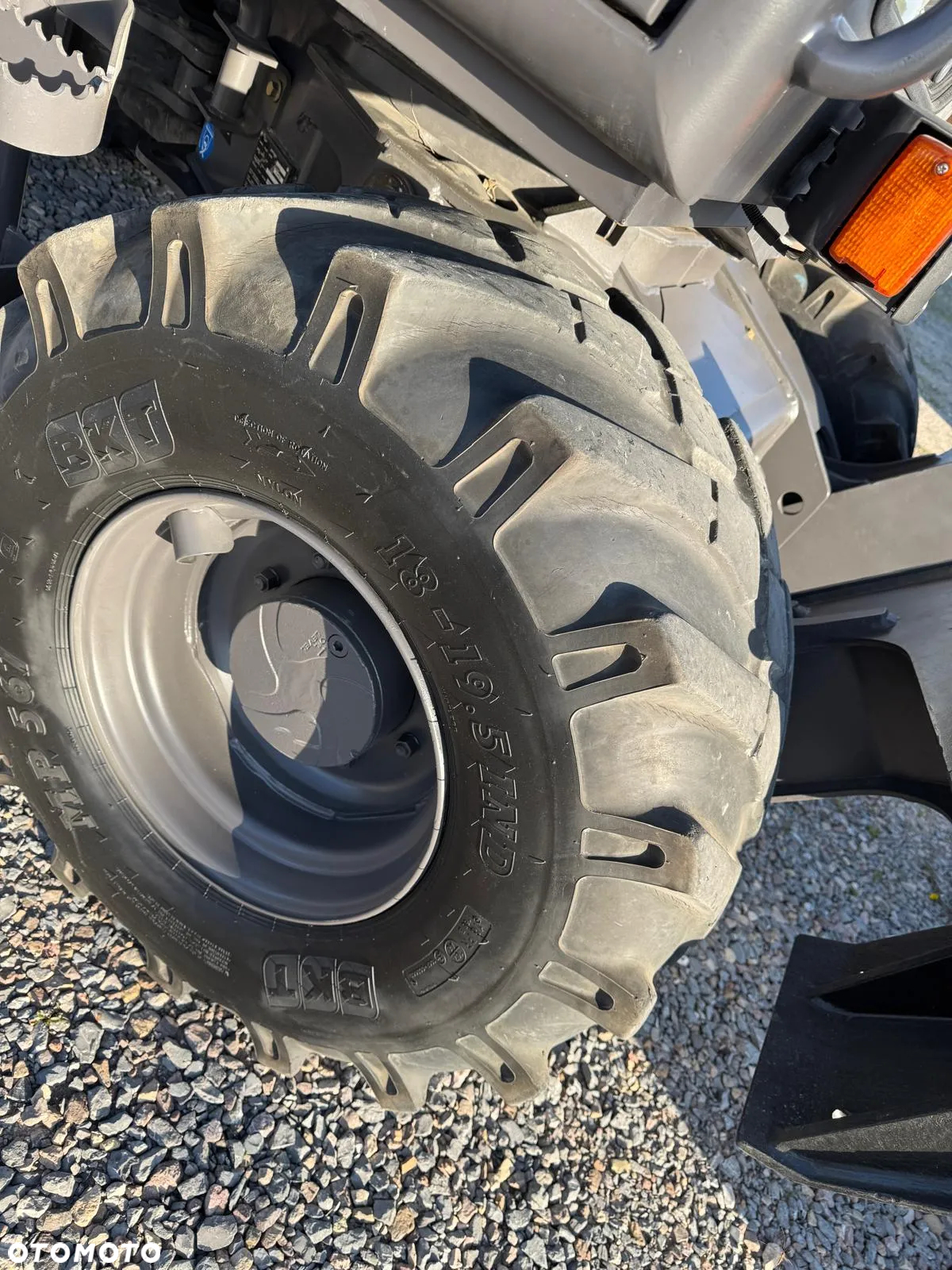 Mecalac 12 MTX 9260 kg Koparko Ładowarka - 8