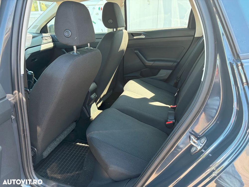 Volkswagen Polo 1.0 Trendline - 27