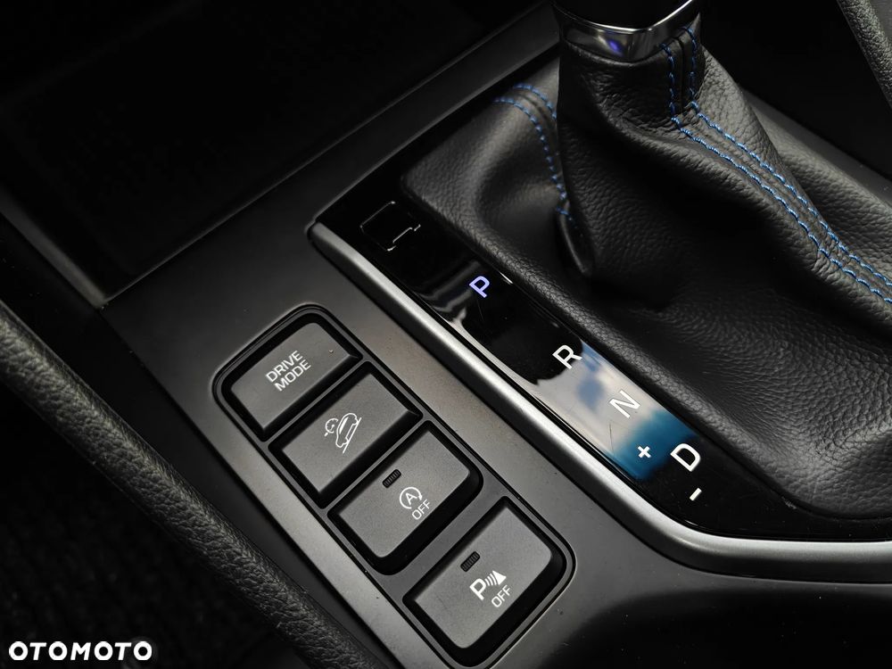 Hyundai Tucson blue 1.7 CRDi 2WD DCT Premium - 31