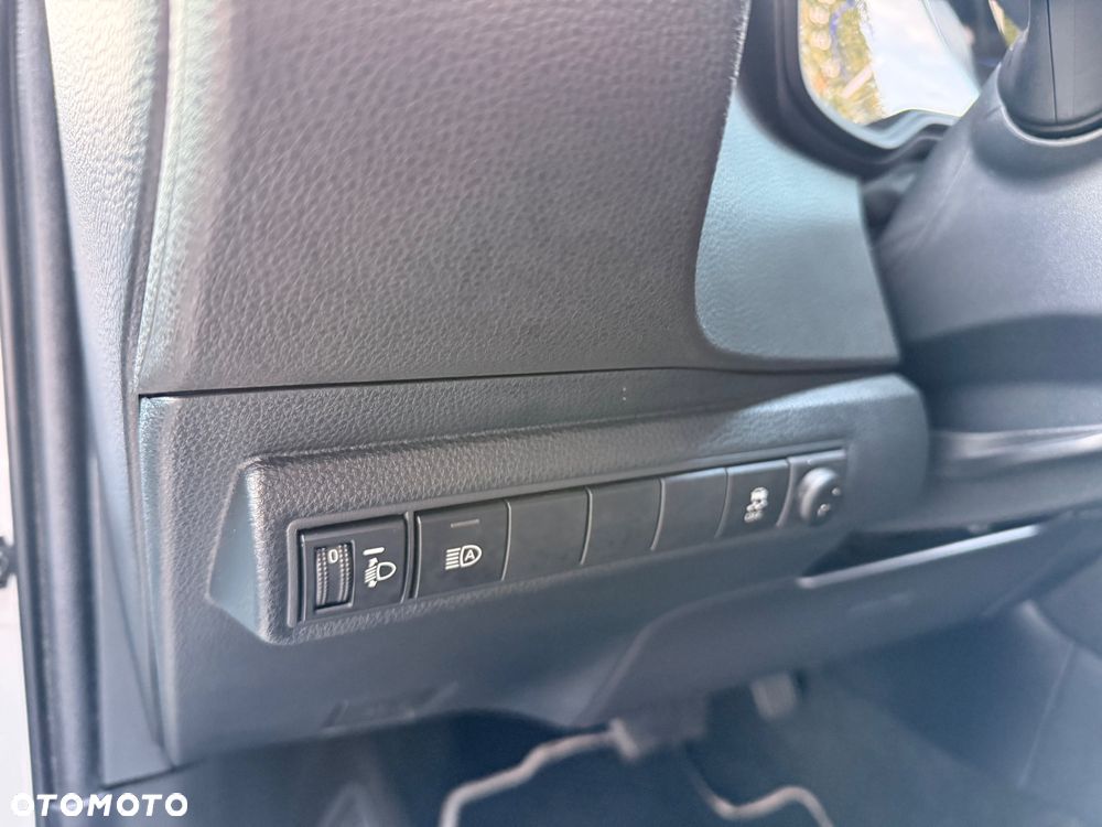 Toyota Corolla 1.8 Hybrid GPF Comfort - 24