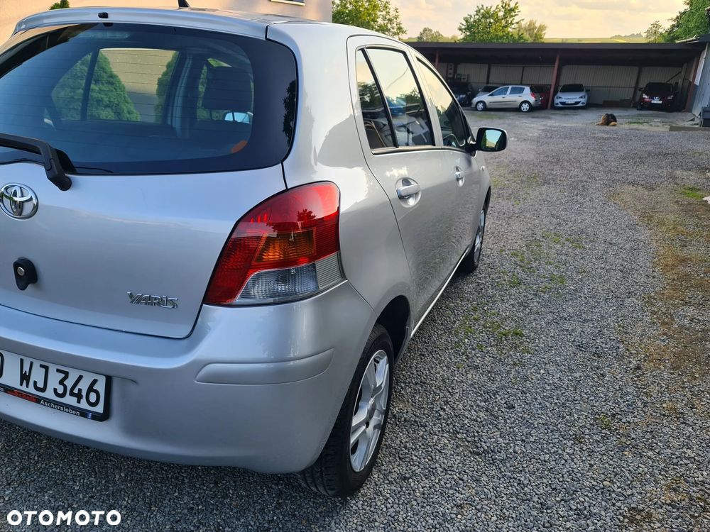 Toyota Yaris - 26