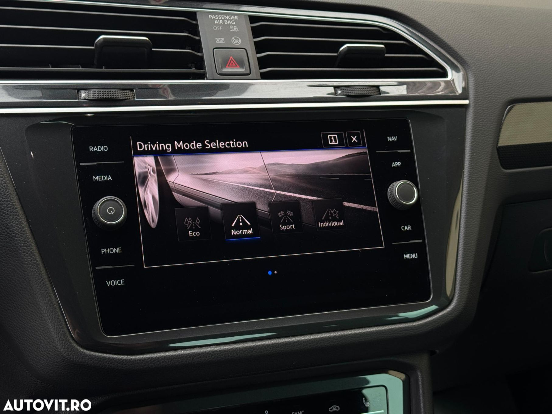 Volkswagen Tiguan - 13
