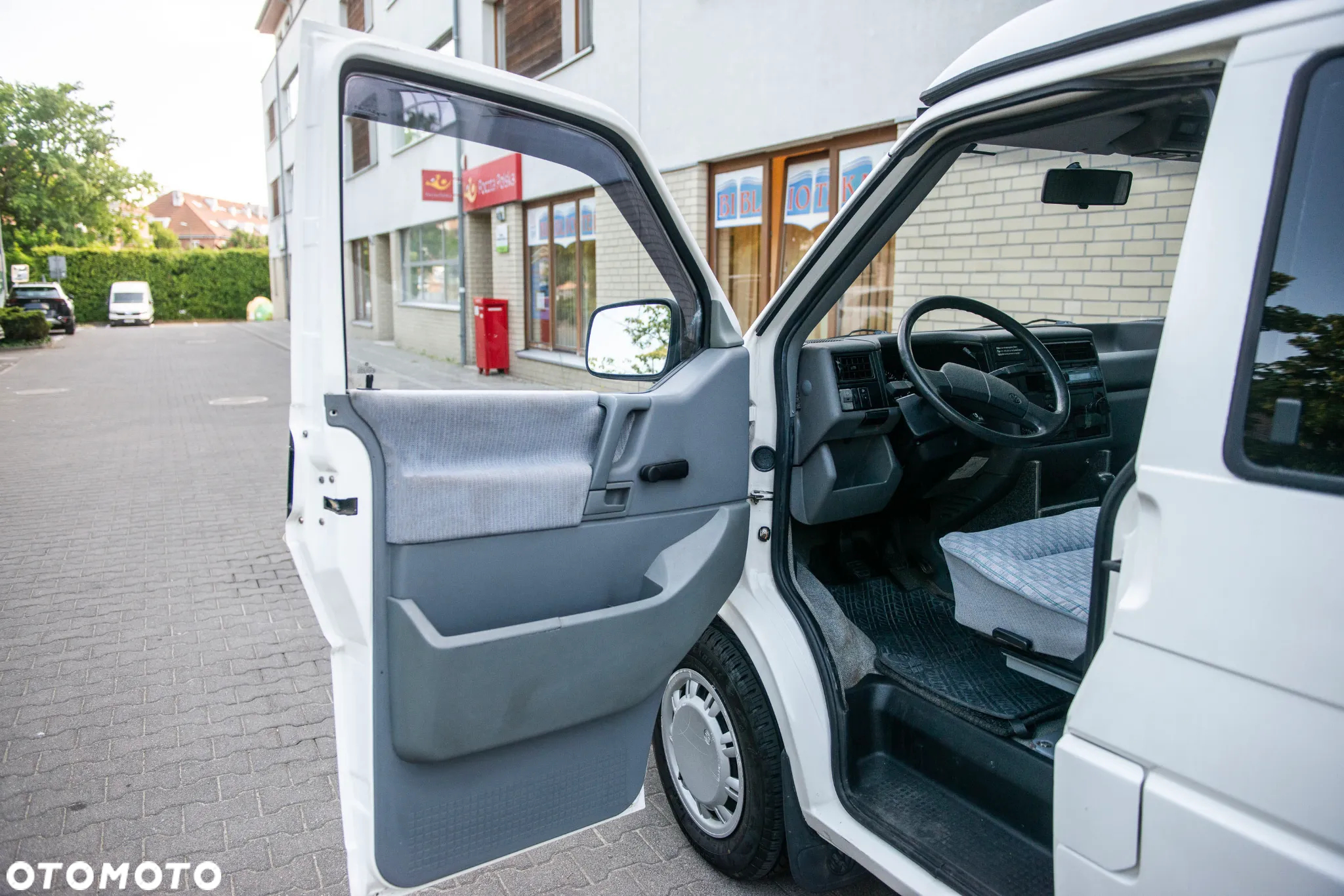 Volkswagen California - 12