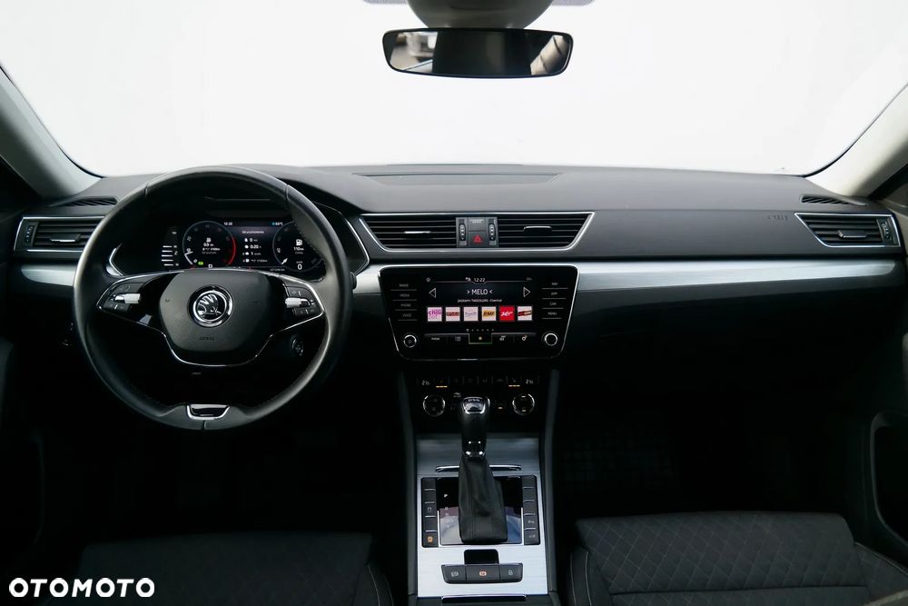 Skoda Superb 2.0 TSI Ambition DSG - 13