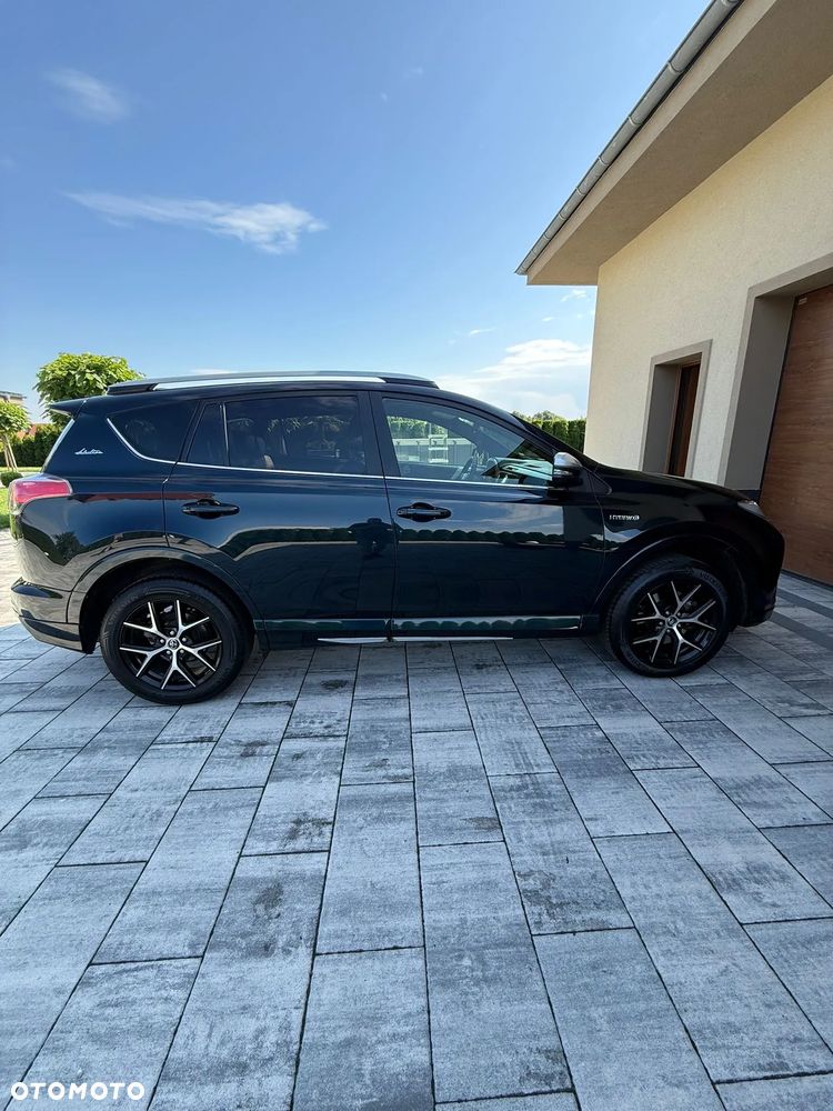 Toyota RAV4 Hybrid Selection 4x4 - 16