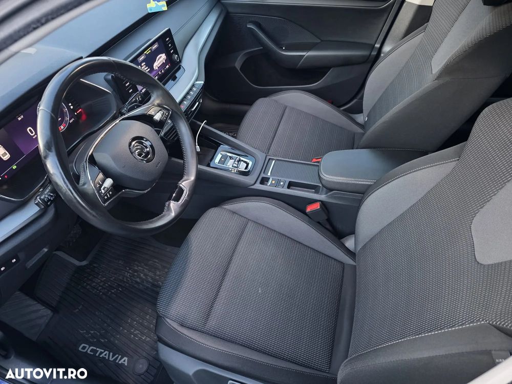 Skoda Octavia 2.0 TDI DSG Style - 8