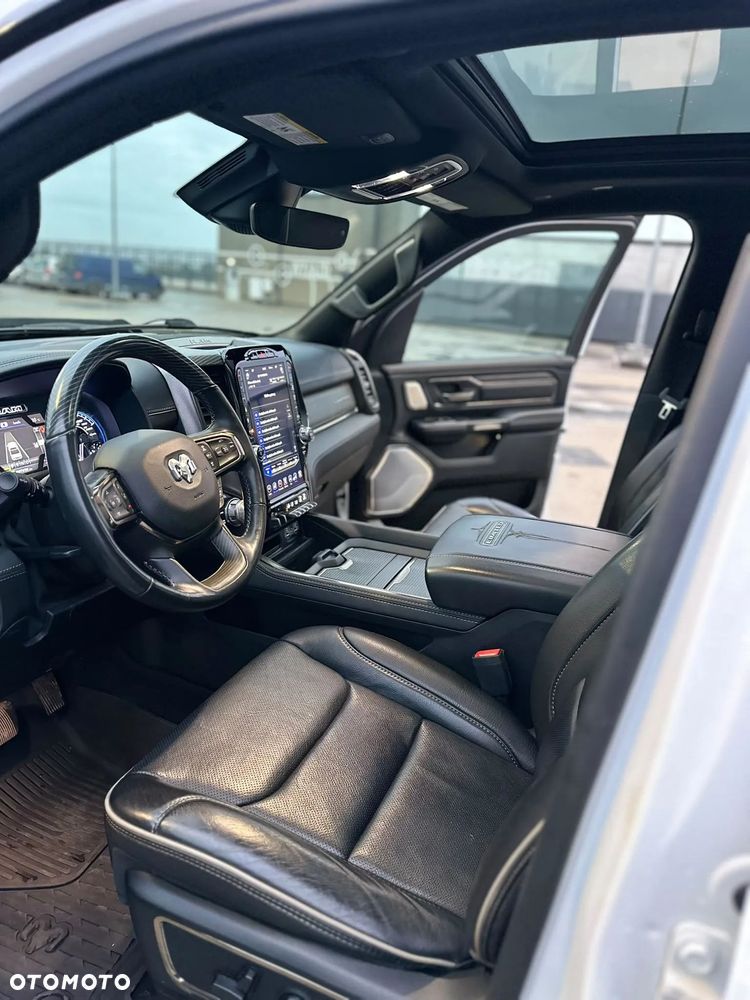 RAM 1500 - 22
