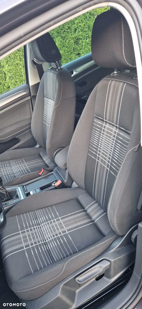 Volkswagen Golf 1.6 TDI BlueMotion Technology Lounge - 31